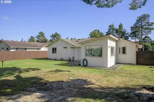 2019 40th St, Florence, OR 97439 - Photo 34