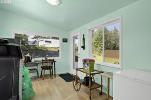 2019 40th St, Florence, OR 97439 - Photo 18
