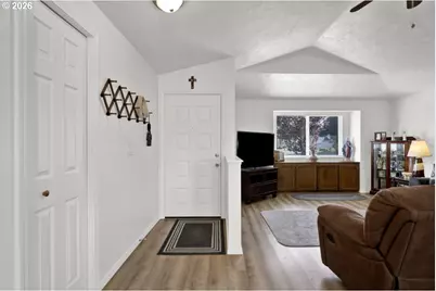 2019 40th St, Florence, OR 97439 - Photo 8