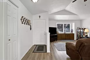 2019 40th St, Florence, OR 97439 - Photo 8