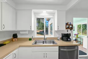 2019 40th St, Florence, OR 97439 - Photo 16