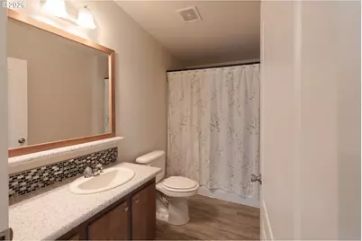 11520 SW Royal Villa Dr, Tigard, OR 97224 - Photo 18