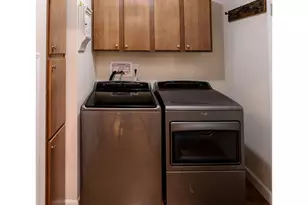 11520 SW Royal Villa Dr, Tigard, OR 97224 - Photo 10