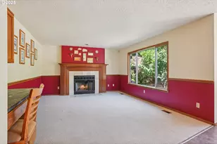 704 SE Greenway Dr, Gresham, OR 97080 - Photo 16