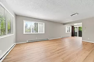 1807 NE Multnomah St, Portland, OR 97232 - Photo 8