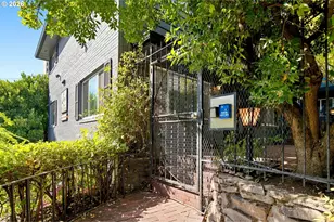 1807 NE Multnomah St, Portland, OR 97232 - Photo 4