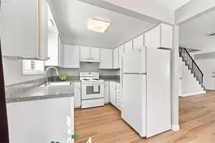 1807 NE Multnomah St, Portland, OR 97232 - Photo 20