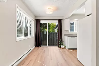 1807 NE Multnomah St, Portland, OR 97232 - Photo 14