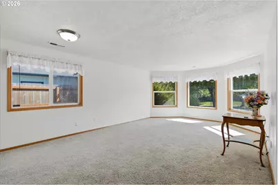 1715 SW Songbird St, McMinnville, OR 97128 - Photo 6