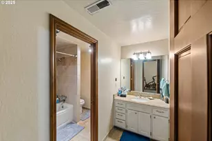 830 Signal Way, Coos Bay, OR 97420 - Photo 30