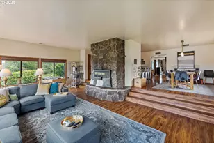 830 Signal Way, Coos Bay, OR 97420 - Photo 10