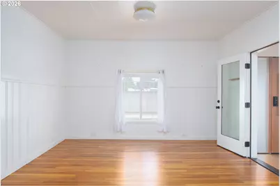 6204 NE Willow St, Portland, OR 97213 - Photo 6