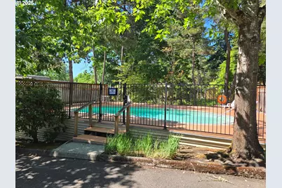 1640 Village Park Pl, West Linn, OR 97068 - Photo 24
