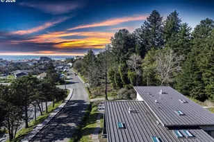 94353 Leith Rd, Gold Beach, OR 97444 - Photo 2