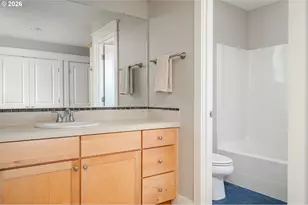 136 SE 71st Ave, Portland, OR 97215 - Photo 28