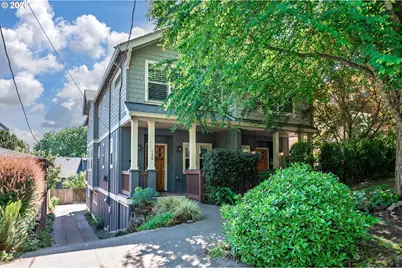 136 SE 71st Ave, Portland, OR 97215 - Photo 4