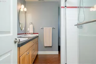 136 SE 71st Ave, Portland, OR 97215 - Photo 24