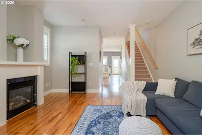 136 SE 71st Ave, Portland, OR 97215 - Photo 6
