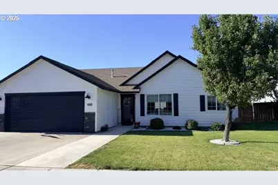686 W Joseph Ave, Hermiston, OR 97838 - Photo 1