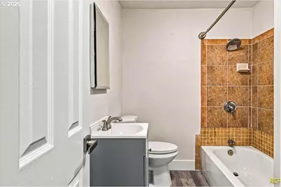 9103 NE Prescott St, Portland, OR 97220 - Photo 16