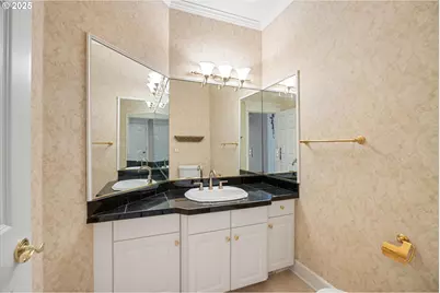 14014 NW 44th Ct, Vancouver, WA 98685 - Photo 10