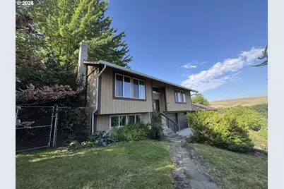 3320 SW Ladow Ave, Pendleton, OR 97801 - Photo 1