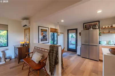 390 4th St SW, Bandon, OR 97411 - Photo 20