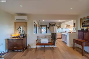 390 4th St SW, Bandon, OR 97411 - Photo 16