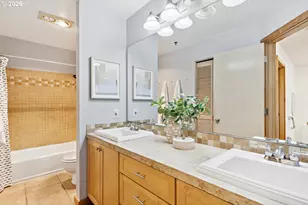 335 NW Uptown Terrace, Portland, OR 97210 - Photo 24