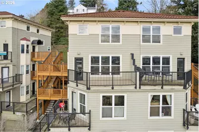 335 NW Uptown Ter #3A, Portland, OR 97210 - Photo 1