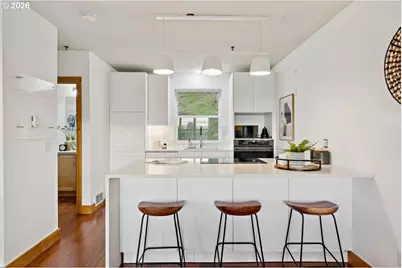 335 NW Uptown Ter #3A, Portland, OR 97210 - Photo 10