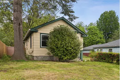 8521 SE Yamhill St, Portland, OR 97216 - Photo 4