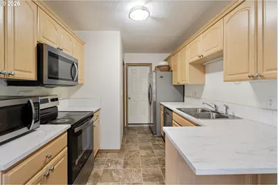 8425 NE 36th Cir, Vancouver, WA 98662 - Photo 10