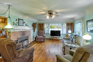 102 E 5th St, Molalla, OR 97038 - Photo 12