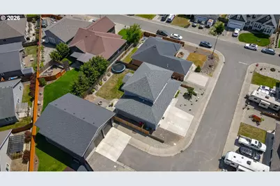 1857 Cabezon Ct, North Bend, OR 97459 - Photo 38