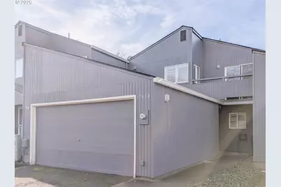 17610 NW Rolling Hill Ln, Beaverton, OR 97006 - Photo 1