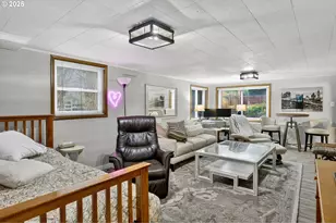 110 NE 130th Pl, Portland, OR 97230 - Photo 24