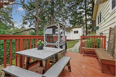 110 NE 130th Pl, Portland, OR 97230 - Photo 26