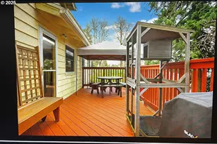 110 NE 130th Pl, Portland, OR 97230 - Photo 24
