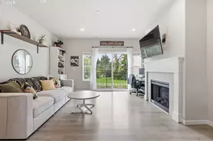 14200 SW Gold Coast Terrace, Portland, OR 97224 - Photo 6
