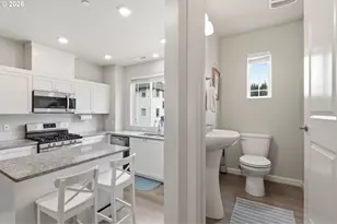 14200 SW Gold Coast Terrace, Portland, OR 97224 - Photo 18