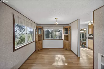 165 SE Rose St, Waldport, OR 97394 - Photo 6