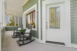 2926 NW Raleigh St, Portland, OR 97210 - Photo 2