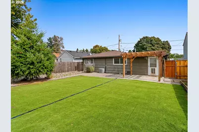 8115 SE 64th Ave, Portland, OR 97206 - Photo 26