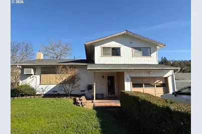 111 SE Cerrito Ct, Myrtle Creek, OR 97457 - Photo 1