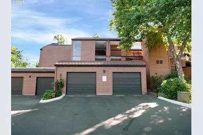 159 Oswego Summit, Lake Oswego, OR 97035 - Photo 2