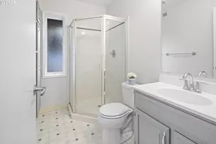 1733 Jamie Cir, West Linn, OR 97068 - Photo 22