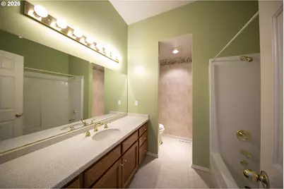 5698 Charles Cir, Lake Oswego, OR 97035 - Photo 24