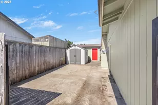 376 49th Loop, Springfield, OR 97478 - Photo 26