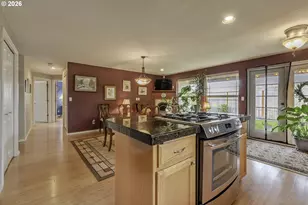 19221 Cokeron Dr, Oregon City, OR 97045 - Photo 16